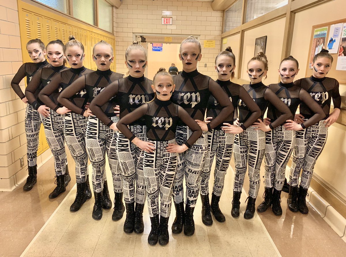 VGJHDevilettes's tweet image. Started from the bottom, now we’re here. 👊🏼 It’s STATE WEEK! We compete at State this Saturday at BOS Center in Springfield at approx. 10:51am. You can also catch us Friday morning at 8:30am at the school pep assembly send off! #ReputationIsEverything #WontStopTilWereLegends