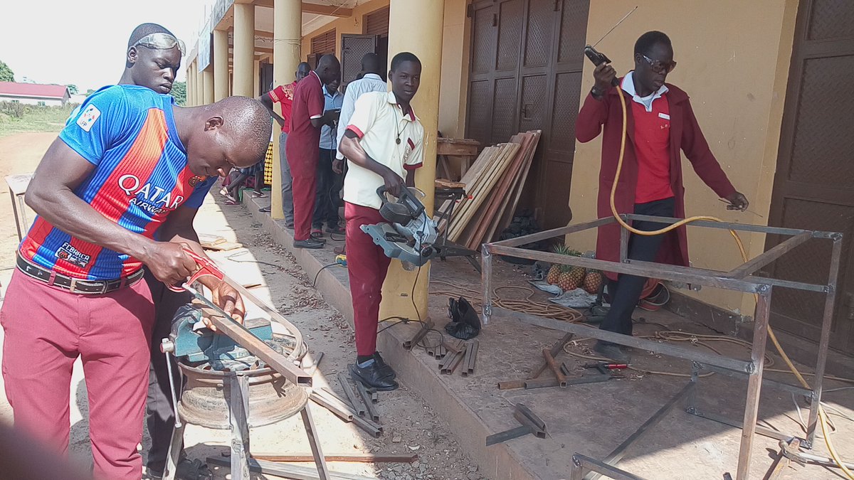 Our vocational Skill training Programme at #S4AVTI for this academic year has kicked off. we are grateful for the number of students enrolled and more still coming. #LearningOpportunityforEverybody #Skills4Jobs #YouthEmployment <a href="/VanDoornSt/">Van Doorn Stichting</a>  <a href="/ggereedschap/">Gered Gereedschap</a>