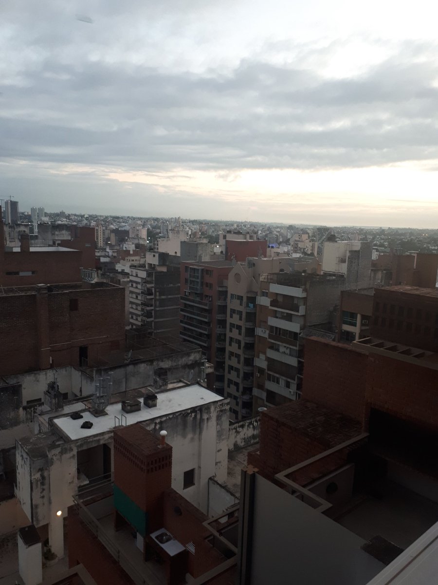 Juanzcmartini's tweet photo. BUEN D1A HERMOSA MAÑANA VERDAD ?
Gracias Racing Club de Avellaneda
🍌
#Con2menos https://t.co/CDkVnjPlCI