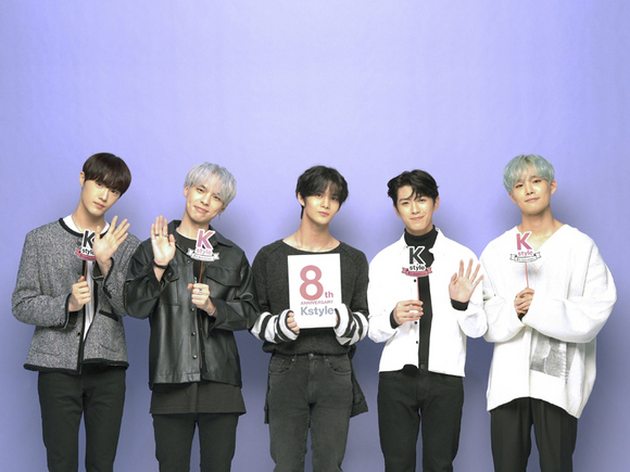 Kstyle_news's tweet photo. 【Kstyle8周年プレゼント】#CIX 直筆サイン入りポラを1名様に！

・@Kstyle_newsをフォロー＆このツイートをRTで応募完了
・応募〆切は2/12（水）11:00

お祝い動画メッセージはこちら▼
https://t.co/zb9xbUYWKR https://t.co/j6B6yGigTZ
