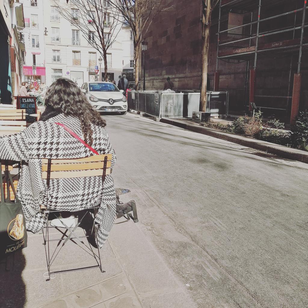 Ozonsofficiel's tweet photo. On continue de traverser la rue pour vous trouver du #travail. Bon début de semaine. N'oubliez pas d'être heureux. #Ozons #territoirezerochomage #Nouveaumodederecrutement #zerochomeurLD #soyezatypique #soyezheureux #soyezvousmeme #lafrancebouge https://t.co/cTtaa2hFdk