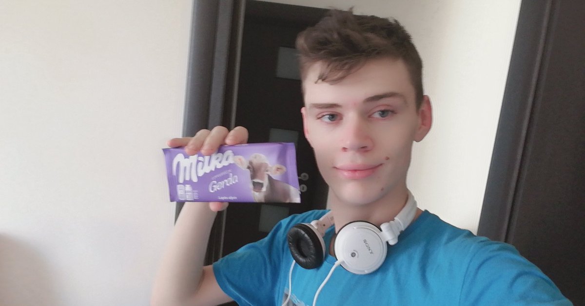 Who doesn't love Milka? 😄😄😄😻😸 #Milka_Boy .
.
@prilaga #dessertlover #chocolateaddict #cocoa #sweettooth #tasty #instachoco #choco #photooftheday #chocolatte #dessertstory #dessertoftheday #chocolover #chocolateheaven #dessertsgram #prilaga #chocolab #chocolates #chocole