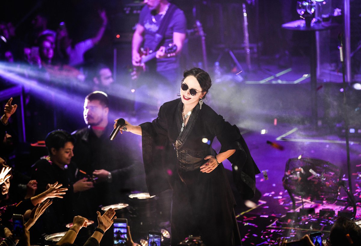 SebnemFerahCom's tweet photo. Teşekkürler #Kocaeli🖤
07.02.2020
#ŞebnemFerah #ŞebnemFerahKocaelide #HayalKahvesiKocaeli #konser #rock https://t.co/UEaX40edDe