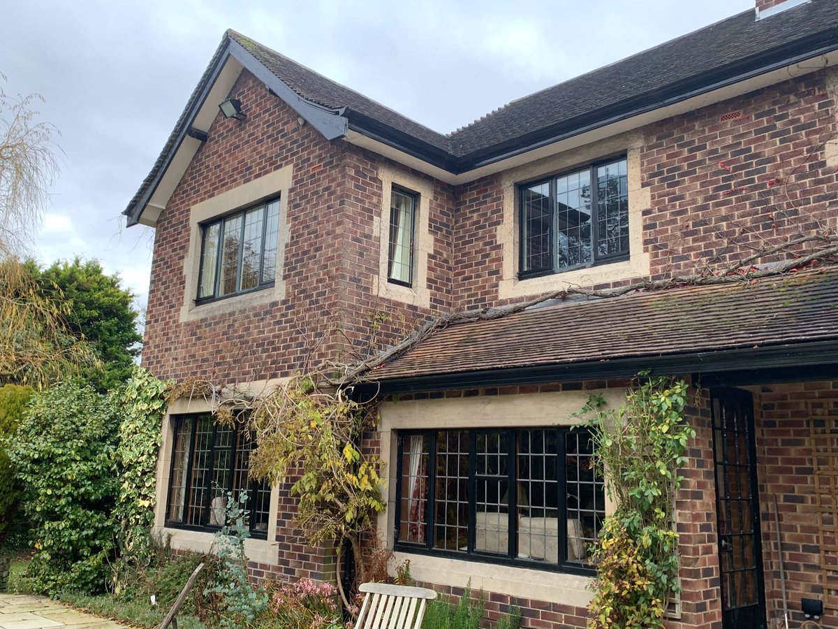 CarrollsGlass's tweet photo. @crittallwindows Crittall W20 Doors and HL+ Windows https://t.co/FfoN6Lc7Ba