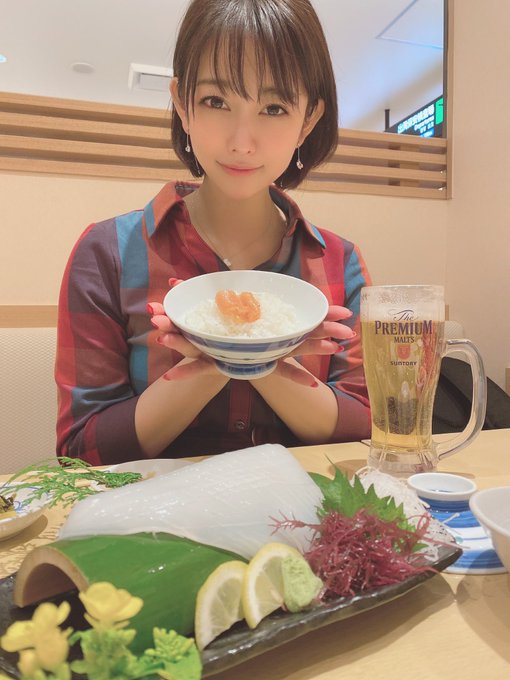 昨日福岡空港でこれやってたせいで、華麗にお土産やさん閉店してた。  めんたいシャケフレークとどら焼き買い損ねたンゴぉ😂 https://t.co/9JF5AG2UVS<a href="/tag/%E3%83%92%E3%83%97%E3%83%8E%E3%82%B7%E3%82%B9%E3%83%9E%E3%82%A4%E3%82%AF"class="tags"><span>#ヒプノシスマイク</span></a>