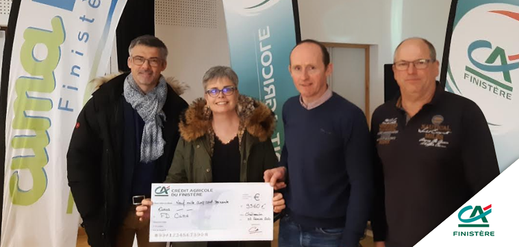 ca_finistere's tweet photo. Convention et subvention signée entre @ca_finistere et #FDCUMA (achat en commun de matériel agricole) lors de #AG de la #FDCUMA29 fédé départementale des Coopérative d’utilisation du matériel agricole, à Dinéault (180 CUMA du #Finistère). #agriculture #agriculteur @FRcumaOuest https://t.co/HE65Tjta5F