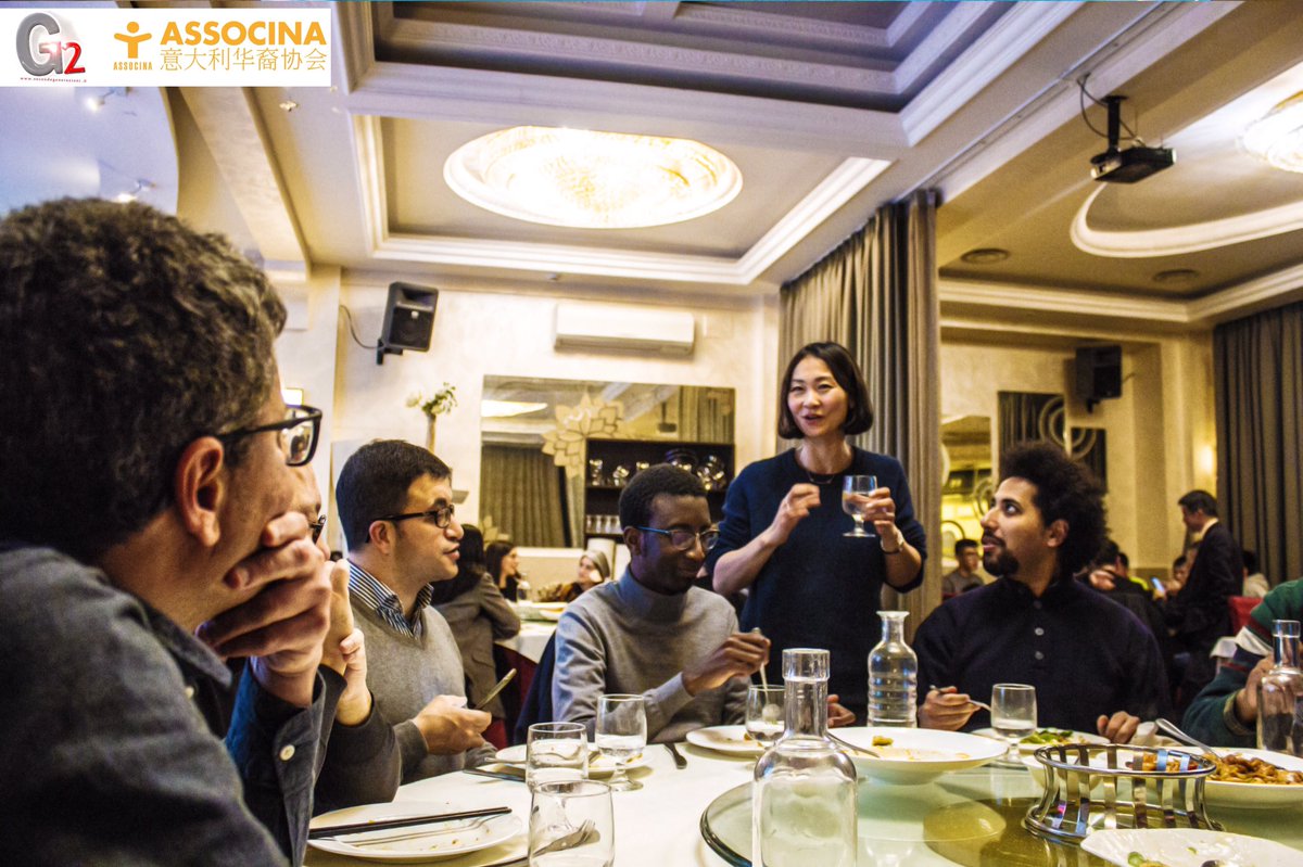 ReteG2's tweet photo. Serata passata in allegria e serenità, deliziati dalla cucina cinese. @ReteG2 e @Associna , lontani dalla psicosi e dalla paura   #virusdoesntmeanracism #nonsonounvirus #Jenesuispasunvirus #ReteG2 #Associna #AssocinaLazio #Coronavirus #Coronavirusinitalia #CoronavirusRoma https://t.co/1c5wblgdA3