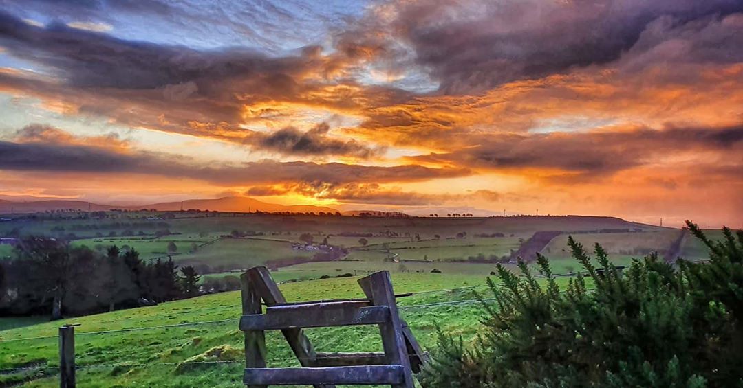 #worcestershirehour hopefully a quieter night tonight on the weather front. #staysafe