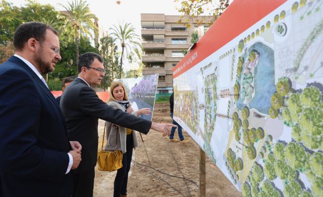 LCVerde's tweet image. 🌳🌺 Comienza la conexión de cuatro jardines de Murcia para crear el pulmón verde de la ciudad  ➡ bit.ly/37alOzv

#parques #jardines #pulmonverde #anilloverde #Murcia #jardindelSalitre #jardindelaSeda #jardindelRocío #HuertoLópezFerrer #MurciaVerde