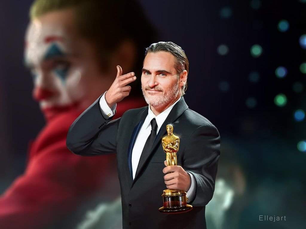 في الحقيقة لم يفز اليوم خواكين فينيكس بجائزة الأوسكار لأفضل ممثل عن فيلم جوكر بل كان قد حجز الجائزة بإسمه منذ نشر الفيلم أو منذ المشهد الأول فيه عندما كان يضحك باكيا. ذهبت لمن يستحقها.