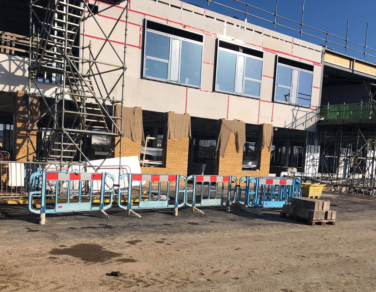 LakesHampton's tweet photo. Our first meeting of the new year with Interserve this morning proved to be very exciting… we were permitted to have a trip around the site!
It is fantastic to see the brickwork taking shape, the roof in place and the windows have started to be fitted.
Our school looks amazing! https://t.co/HTwvwEI6D7