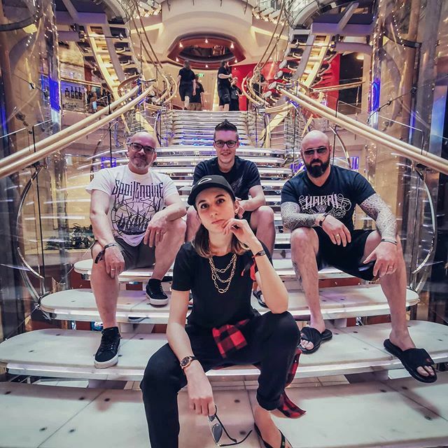 #throwback to <a href="/70000tons/">70000tons</a> 🤟What are you up to this week? 🔥 ift.tt/2vhhaCC