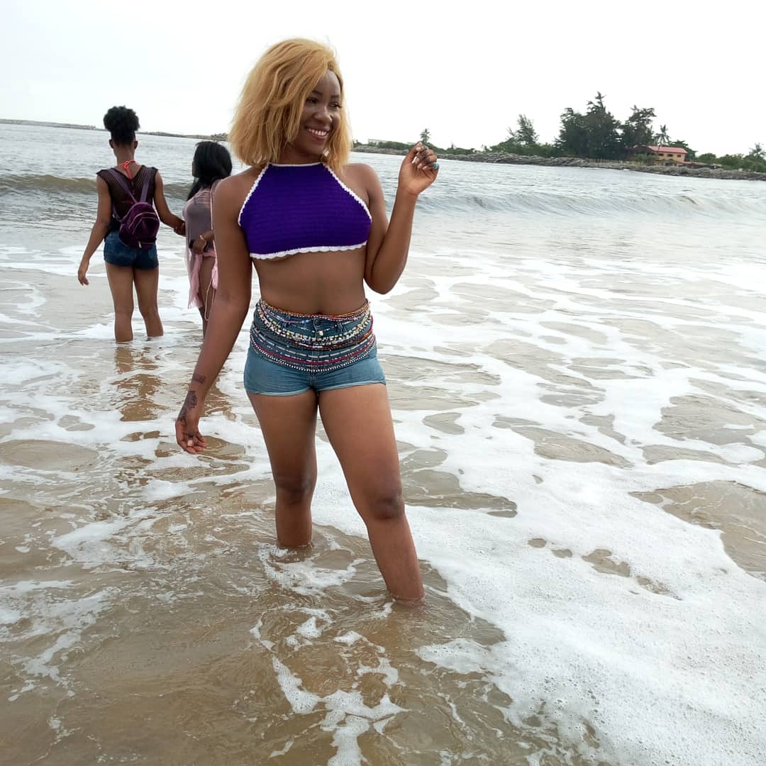 waistbeadsbymeg's tweet image. Monday Motivation: Wear your crown on your waist, feel your crown in your heart and walk like your crown is on your head 👸🏽👸🏽

I'm Meg the #waistbeadsmaker #waistbeadartist #beadmaker