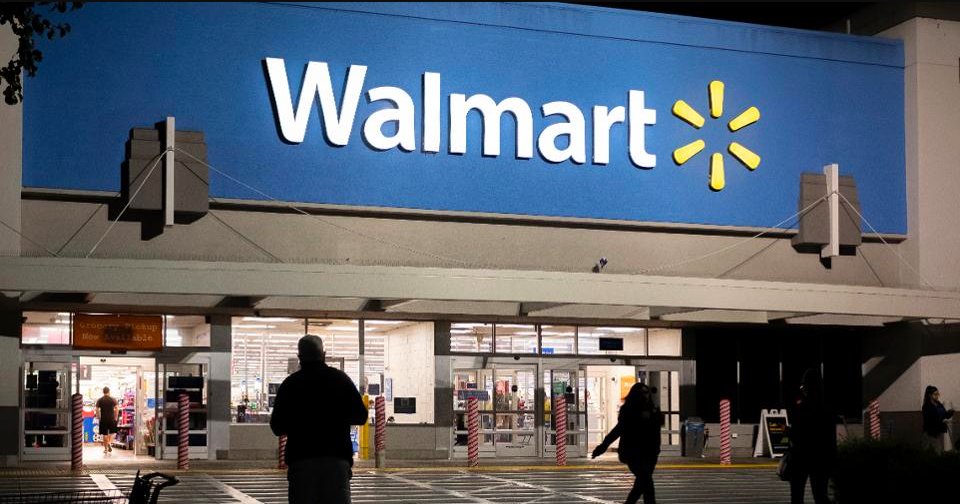 AzurDigital's tweet image. Walmart Challenges Amazon With ‘Less Is More’ Strategy bit.ly/2SABN4u via @Forbes #Walmart #Amazon #Strategy #Competition #Ecommerce #Retail
