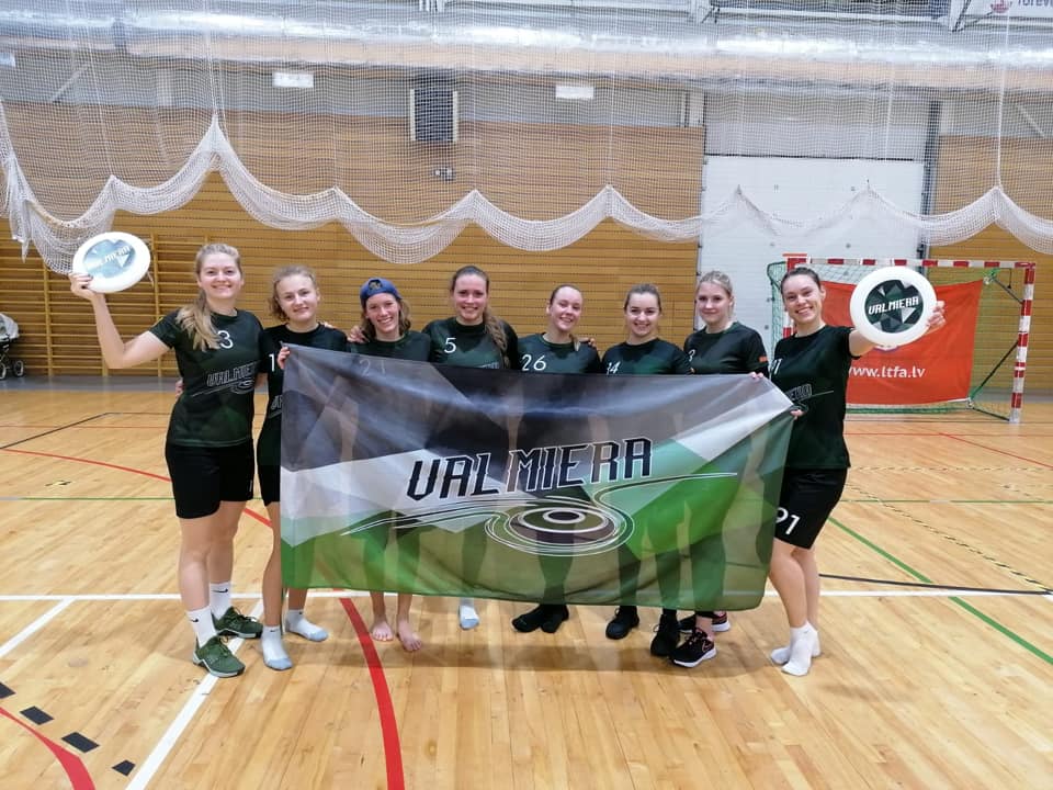 frisbee_LV's tweet photo. Salaspils «Wild Things» un «Valmiera» triumfē Latvijas Frisbija līgā https://t.co/bv4sVDpIyb https://t.co/GtQTNZXHF2