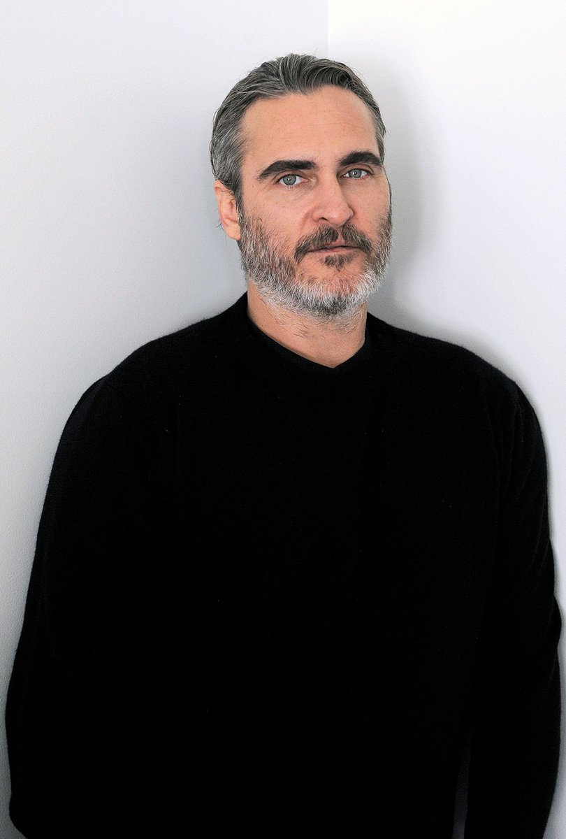 polliteixeiraa's tweet photo. Quando Joaquin Phoenix vai ganhar o oscar de melhor discurso? 
Fiquei arrepiada! 

#Oscars2020 #JoaquinPhoenix #JokerMovie https://t.co/PVKpd3Xmrj