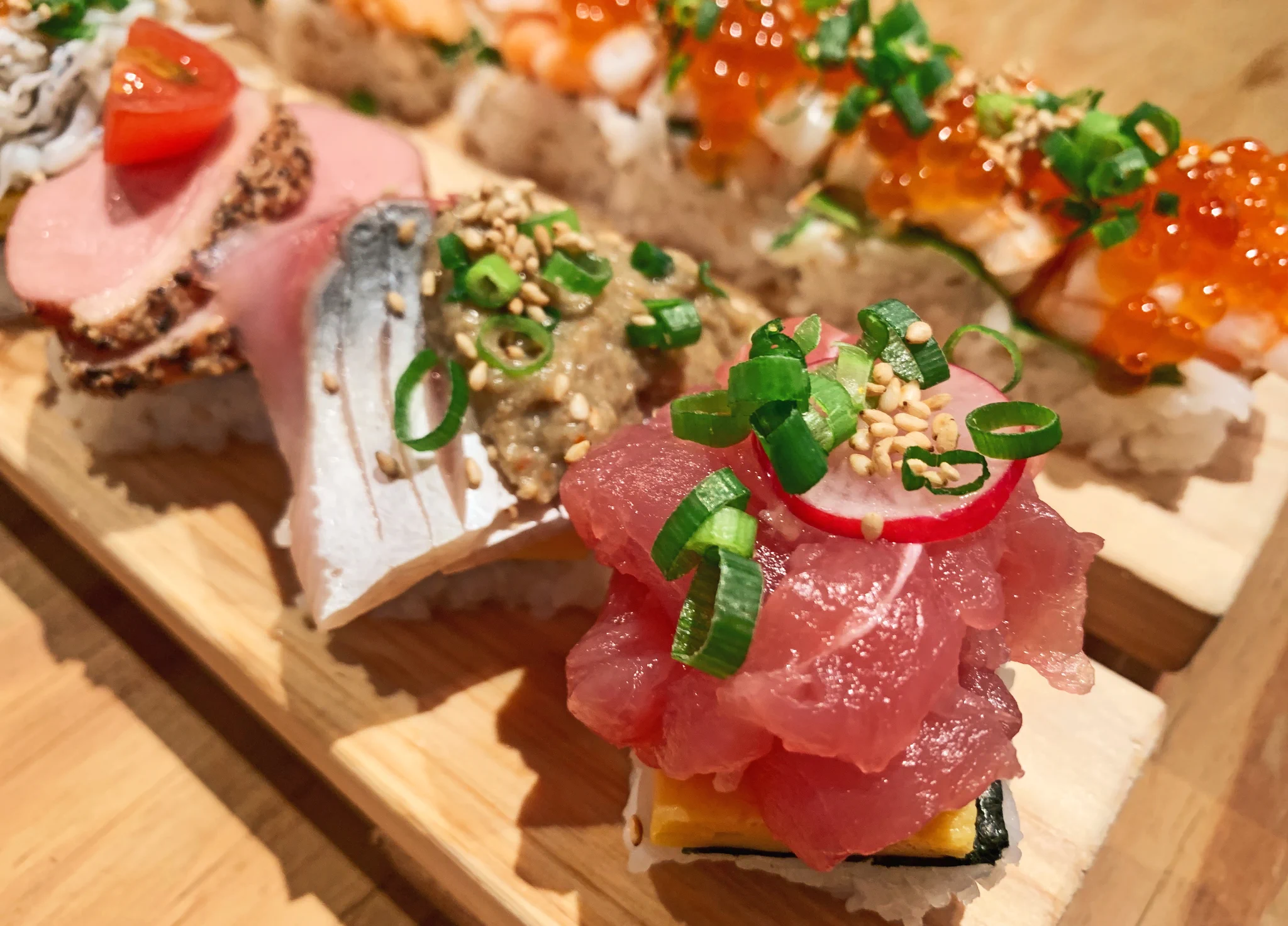 寿司好きは絶対行くべきお店！40cmの寿司を食べれる店がやばかったｗｗ