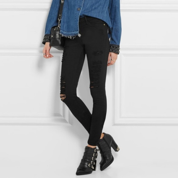 RockInPeaceRev's tweet photo. So good I had to share! Check out all the items I'm loving on @Poshmarkapp #poshmark #fashion #style #shopmycloset #framedenim #samedelman #bermans: https://t.co/hHrXcNDKBR https://t.co/vD64GyR1yN