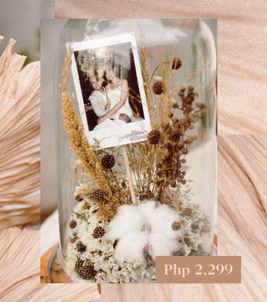 chaitenedero's tweet photo. Hello! I’m selling dried flowers 🌾🌼 in glass dome 🔮✨ (w/ free photo) this Valentine’s week!

Get one now for your special person ++ avail the following DISCOUNTS:
• ₱69 off pag single 😩✊
• ₱1 off pag may jowa 🥴

Message me for orders/more details. Thank you 😌💗 https://t.co/7orZRMqX9z