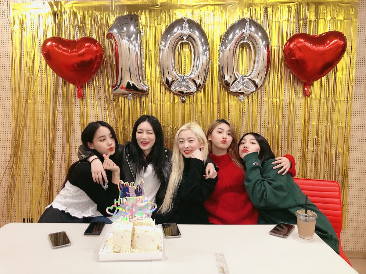 HINAPIAofficial's tweet photo. [ #HINAPIA ]🎊HINAPIA 데뷔 100일🎊
축하해주신 유비분들 사랑합니다❤️
🌸우리 같이 꽃길만 걸어요🌸

#희나피아_꽃길만_걷자
#희나피아_100일_축하해
#100DaysWithHINAPIA 
#민경 #경원 #은우 #예빈 #바다 https://t.co/1mryGhngCI