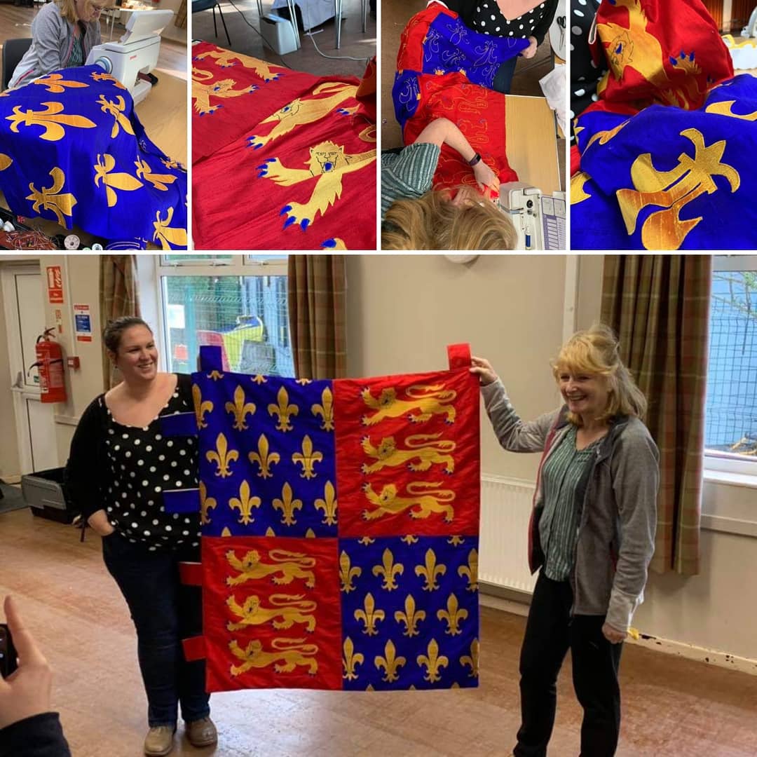 Pavilions sorted, instruments cleaned, and a new royal banner finished!
#medieval #reenactment #history #middleages #banner #silk