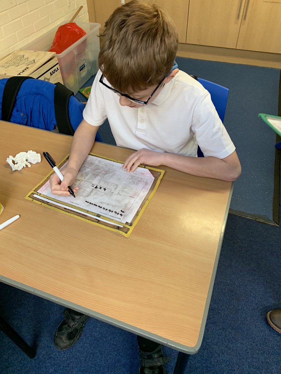 LochsidePS's tweet photo. In #P6D we are using Thinkboards to practise our times tables facts. Some of us are giving ourselves an extra challenge doing 3 digit x 2 digit numbers in our calculations. #numeracy https://t.co/w1fDIOwuhr