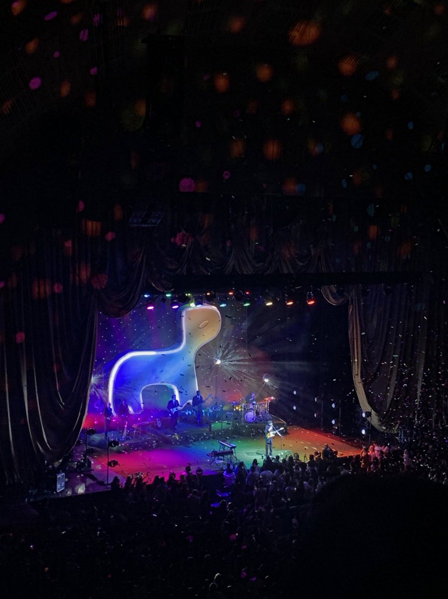 emwithchill's tweet photo. absolutely one of the best fucking moments of my life. thank you for your music and reminding me it gets better 🤍 @rexorangecounty  NYC LOVES YOU 
-
#ponytour #rexorangecounty https://t.co/te7di9bYUL