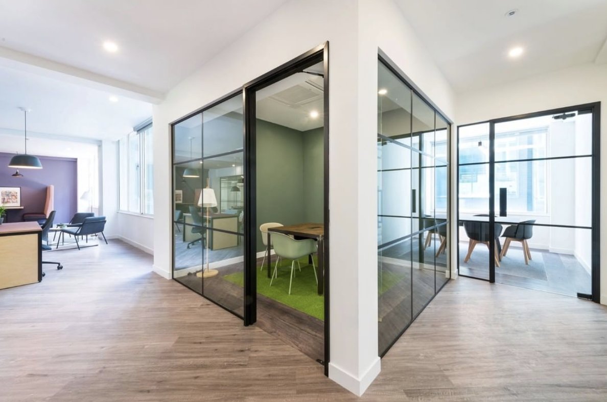 unityworkspace's tweet photo. Breakout areas βοΈ
Meeting rooms βοΈ
Unique office space βοΈ
Call 020 3972 4200 to make an enquiry at Unity. #UNITY #UnityWorking https://t.co/q2h4vYJ4Ep