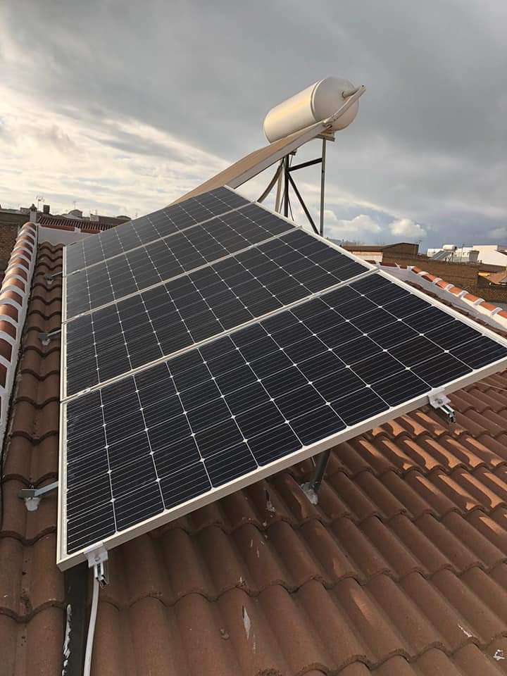 👉Clientes que empiezan a producir su propia energía

👉Descubre cómo...

📍Ctra de Alange. Instalaciones de Casamayor Librada

📞 924 310 430

#equipo #equipos #hispasol #energiarenovable #energia #energiasolar #asrenovables #energialimpia #termotanquesolar #energiaeolica #solar