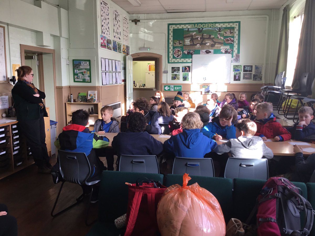 TickfordPark's tweet photo. Turquoise have arrived at their residential! We have had our safety briefing, fire alarm practise and lunch. We are looking forward to our mini beast hunting in the woods a little later! ๐๐ท๐๐๐ #tp4science #tp4geography #tpturquoise https://t.co/d8qtev87Ik