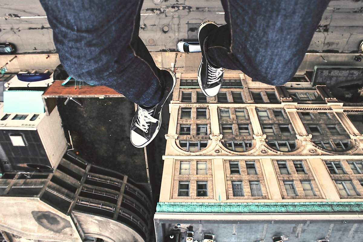 CredArts's tweet image. This week we have Philip Robinson performing Will Eno's unsettling, poignant, hilarious and essential play Title and Deed on Friday 14th at 7.30pm. Tickets available from ticketsource.co.uk/creditonartsce…