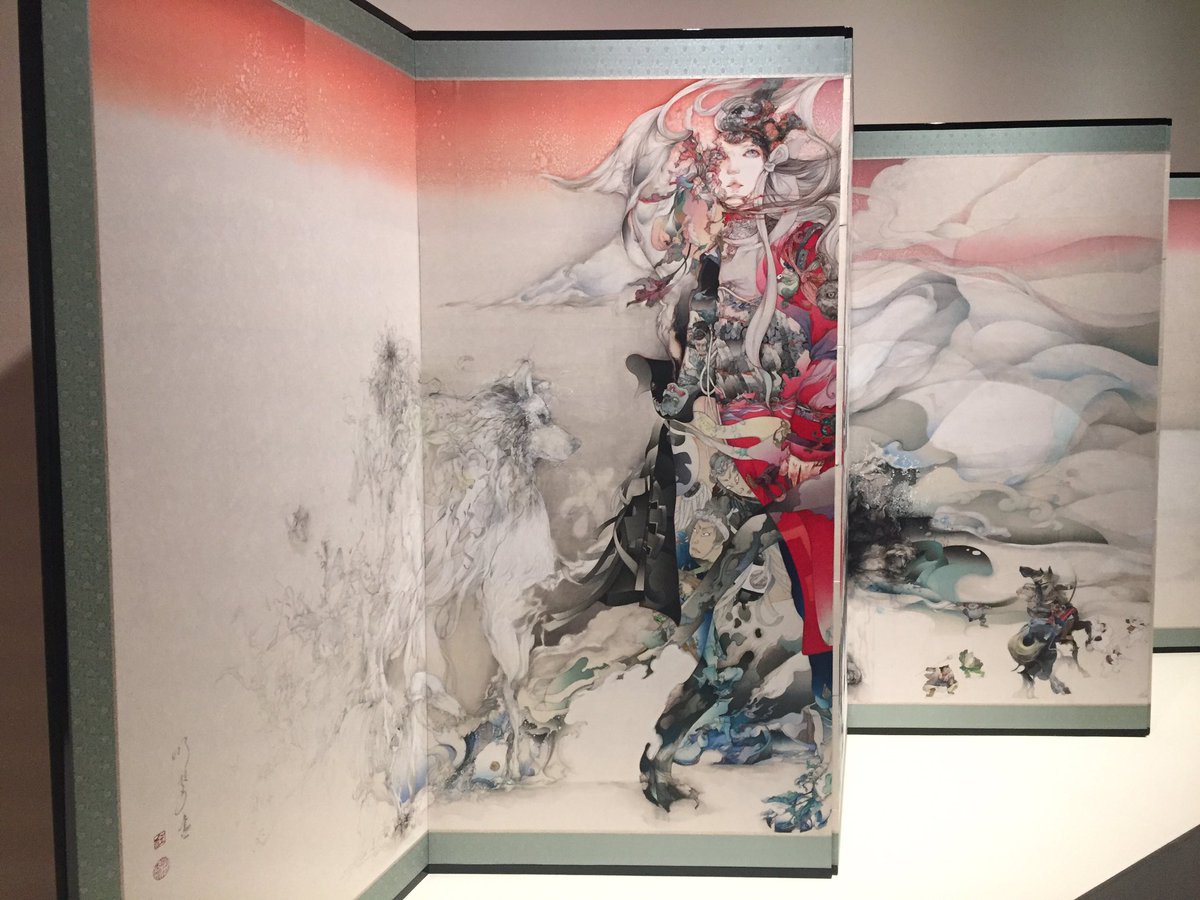 旅の一番の目的は松坂屋美術館の「Seven Artists展」
入江明日香さんの新作、六曲一双屏風がどうしても見たくて!(作品は一部撮影?でした)
ご自身の集大成という説明がされてましたが、まさにその通りでした。
儚さ、力強さ、生と死、時間、風
様々な感情が一瞬で自分の中を通り過ぎて行きました。