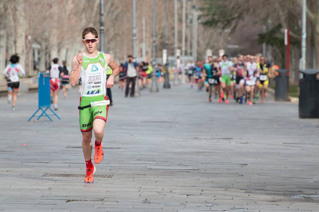 ClubTriPalencia's tweet photo. Nuestra más sincera enhorabuena a @ikermaeztu del @arabatri por su primer puesto en el #Vduatlonciudaddepalencia con un crono espectacular de 00:58:55
Te esperamos el próximo 21 de Junio en el #Xtriatlonciudaddepalencia https://t.co/uAHaz8Tbzo