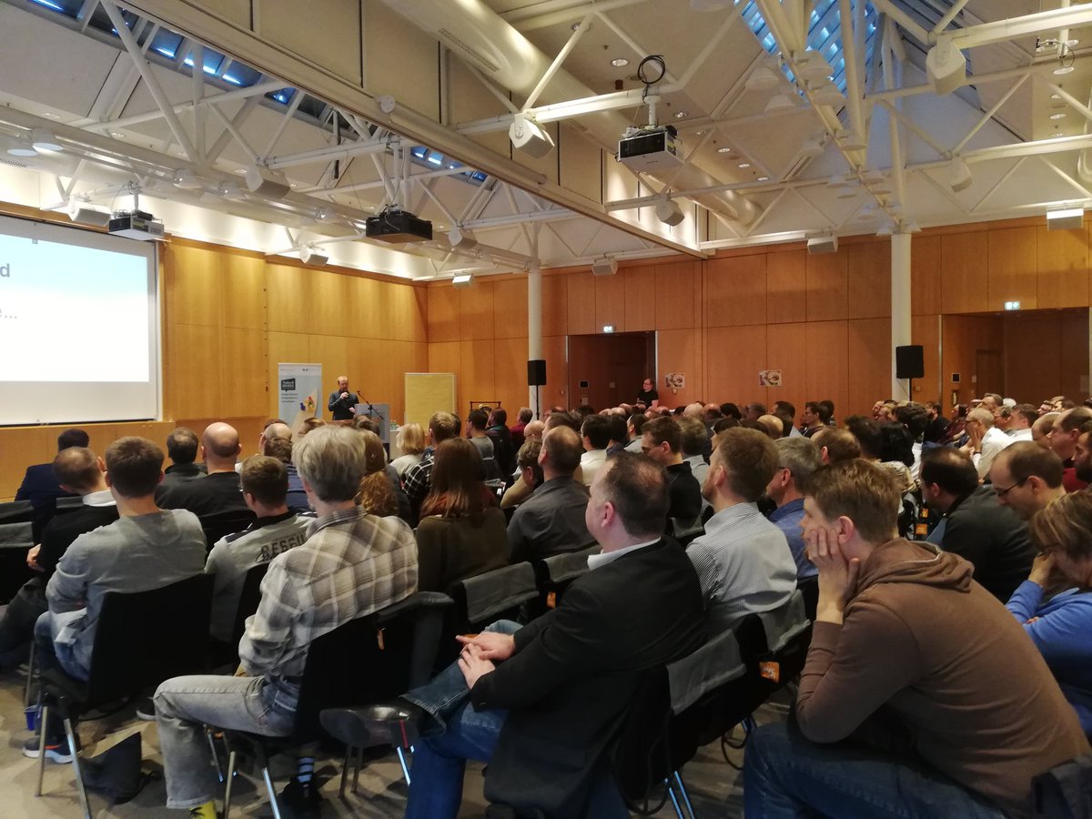Nady__88's tweet photo. Der zweite Vortrag zu #chaosengineering von @MrBWilms: Inject failures to survive bei #Talks4Nerds. @chaosmesh @ruv_de #it #cloud #chaos https://t.co/aGKIIuLl1s