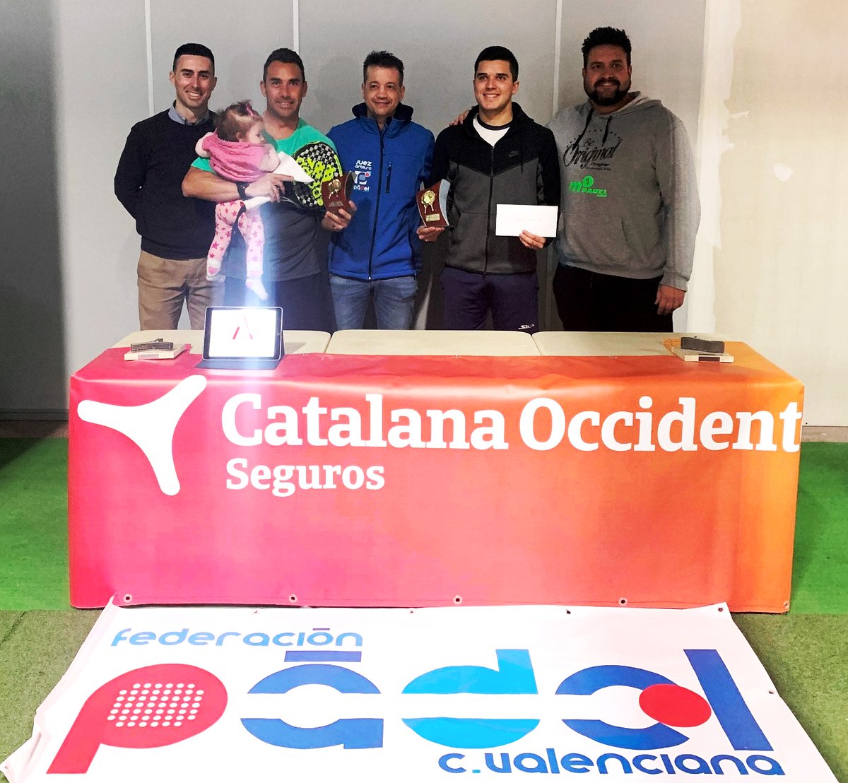 <a href="/PadelCV/">Federación de Pádel de la Comunitat Valenciana</a> <a href="/NostrumPadel/">Club Padel Nostrum </a> <a href="/alicantepadel/">Padel Alicante</a> <a href="/Padelanto/">Padelanto</a> <a href="/PadelSunpad/">Padel Sunpad</a> <a href="/CespedVP/">Césped Artificial VerdePadel</a> <a href="/estrellagalicia/">Estrella Galicia</a> <a href="/IdoiaPadel/">Idoia Martin</a> <a href="/m1deportesmatch/">deportesmatch.com</a> Abonados al circuito plata🥈 <a href="/PadelCV/">Federación de Pádel de la Comunitat Valenciana</a> .
Victoria de <a href="/alex_tasa/">Alex Tasa</a> y <a href="/RichardBrooks_/">Richard Brooks</a> en el 1⃣8⃣⭐️<a href="/NostrumPadel/">Club Padel Nostrum </a> 🏆 Trofeo Arugesa 

➡️ Todos los resultados bit.ly/373M5R2

#somospadelcv #alcbepadel