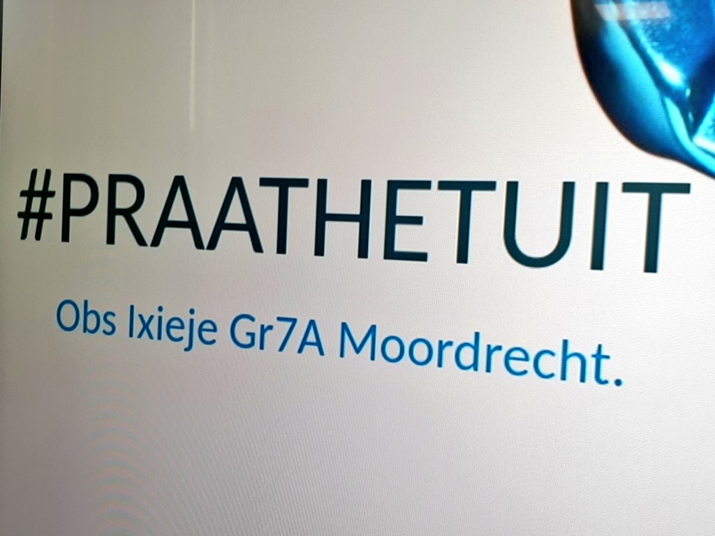 r_ijsselstijn's tweet photo. Vanmiddag presenteerde groep 7A  @obsIXIEJE hun campagne #praathetuit aan bm @HanWeber @ZuidplasMDT @HHZuidplas en Veiligheid @Zuidplas "Wat bij ons op school werkt, kan op straat bij anderen werken!" Mooi initiatief. Gezamenlijk acties bepaalt, binnenkort samen campagne voeren! https://t.co/H4m0DbbvCv