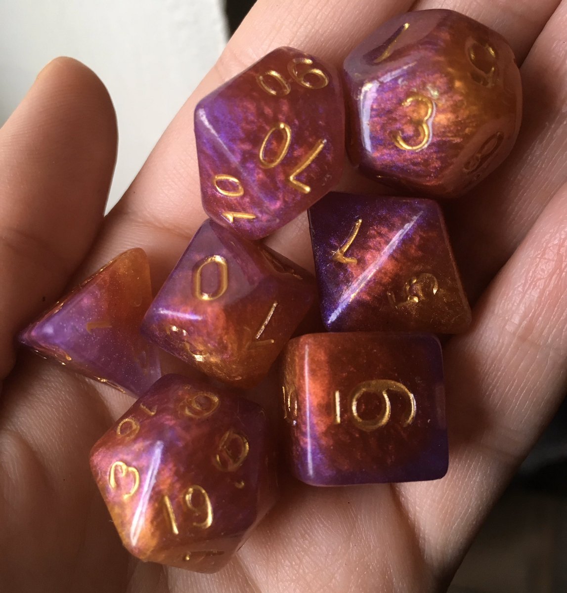 FantasyFigments's tweet photo. A little glow up for your Monday. Remember to measure yourself against where you started, not where others have gotten. https://t.co/GFBHJFqLyg