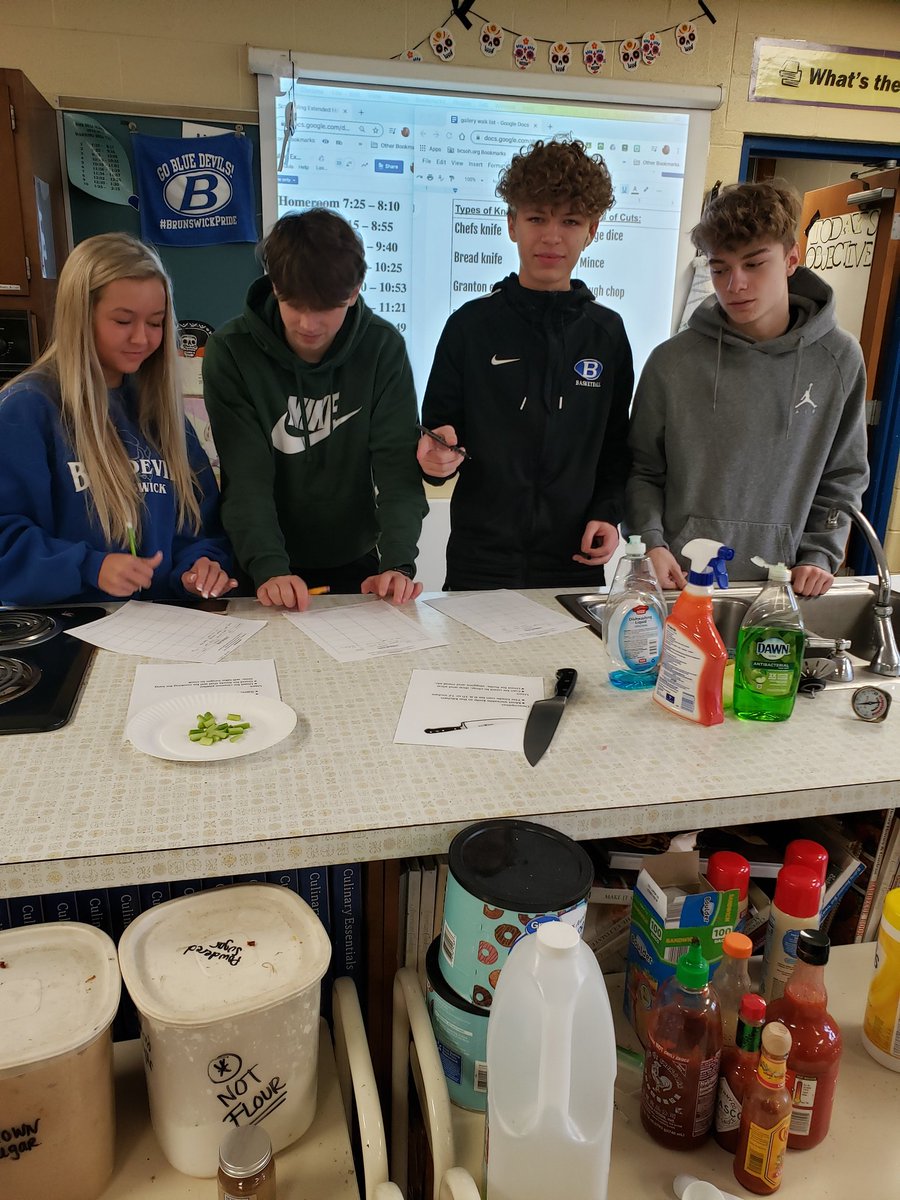 bhsmrssal's tweet photo. Finishing our knife unit.
Last week we did a Gallery walk and made chicken noodle soup.
Today- we made veggie platters and practiced 5 different cuts! Great work on knives and knife cuts!! #salsclass #BrunswickPride https://t.co/OttXOBx94A