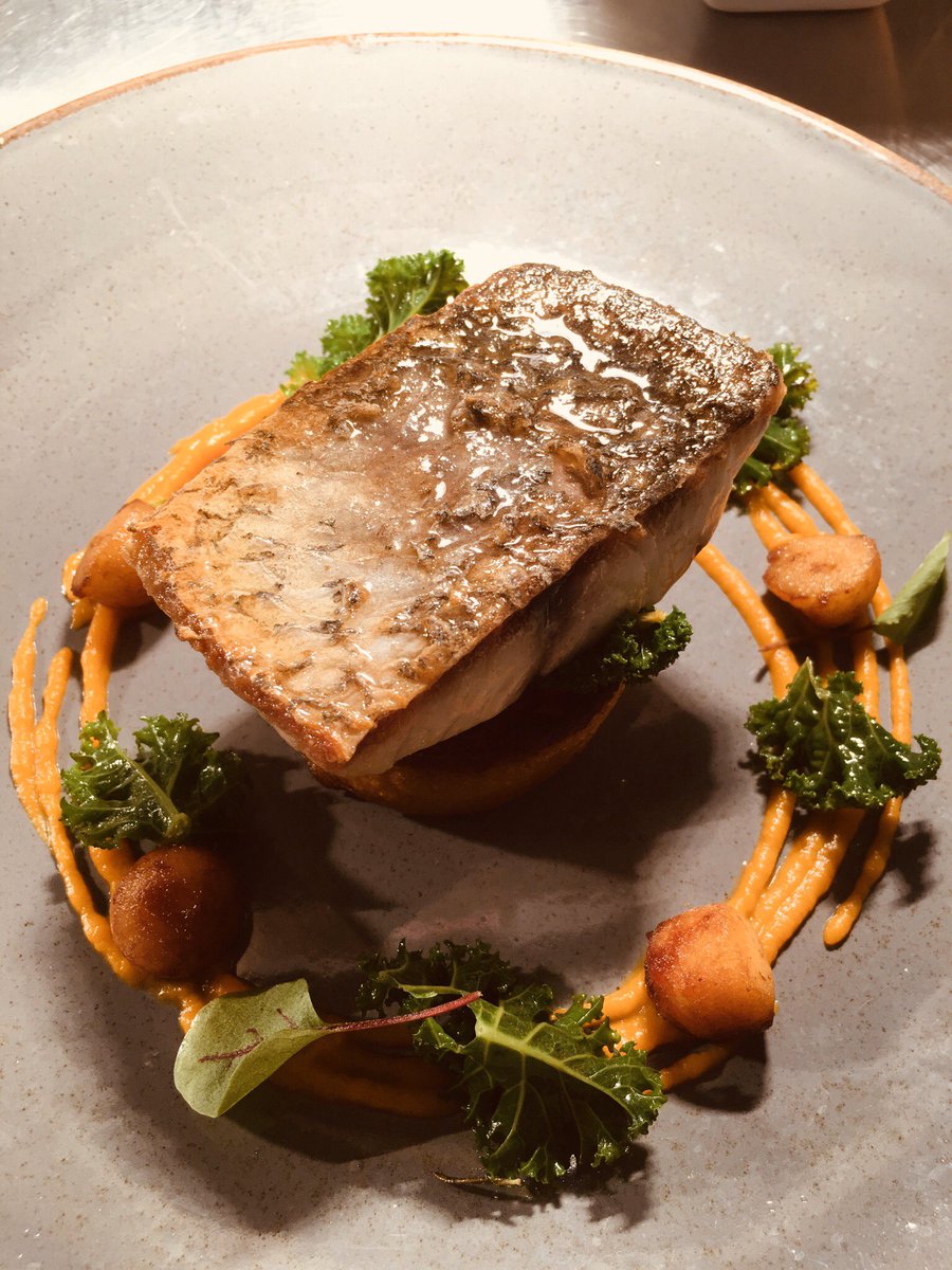Cornish stone bass, butternut squash and Granny Smith, cider cream sauce 🐟 🍏 @northeyarms <a href="/AAHospitality/">AA Hospitality</a> <a href="/OHHPubCompany/">OHH Pub Company</a>