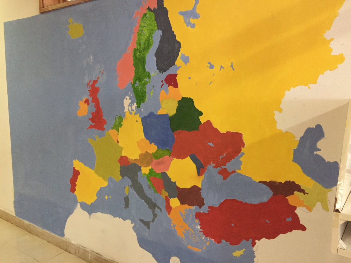 louisemichel_lh's tweet photo. Une première journée très intense à l’école D.Dinis pour découvrir le système scolaire portugais et leurs modalités pour une école inclusive. 
 #coimbra #REP #inclusion @JulesHavre @EUErasmusPlus @AstridMazari @jacqueshoudoin @MaryLequitte @dsden76 @EcoleJehan https://t.co/By0ruYz2A3