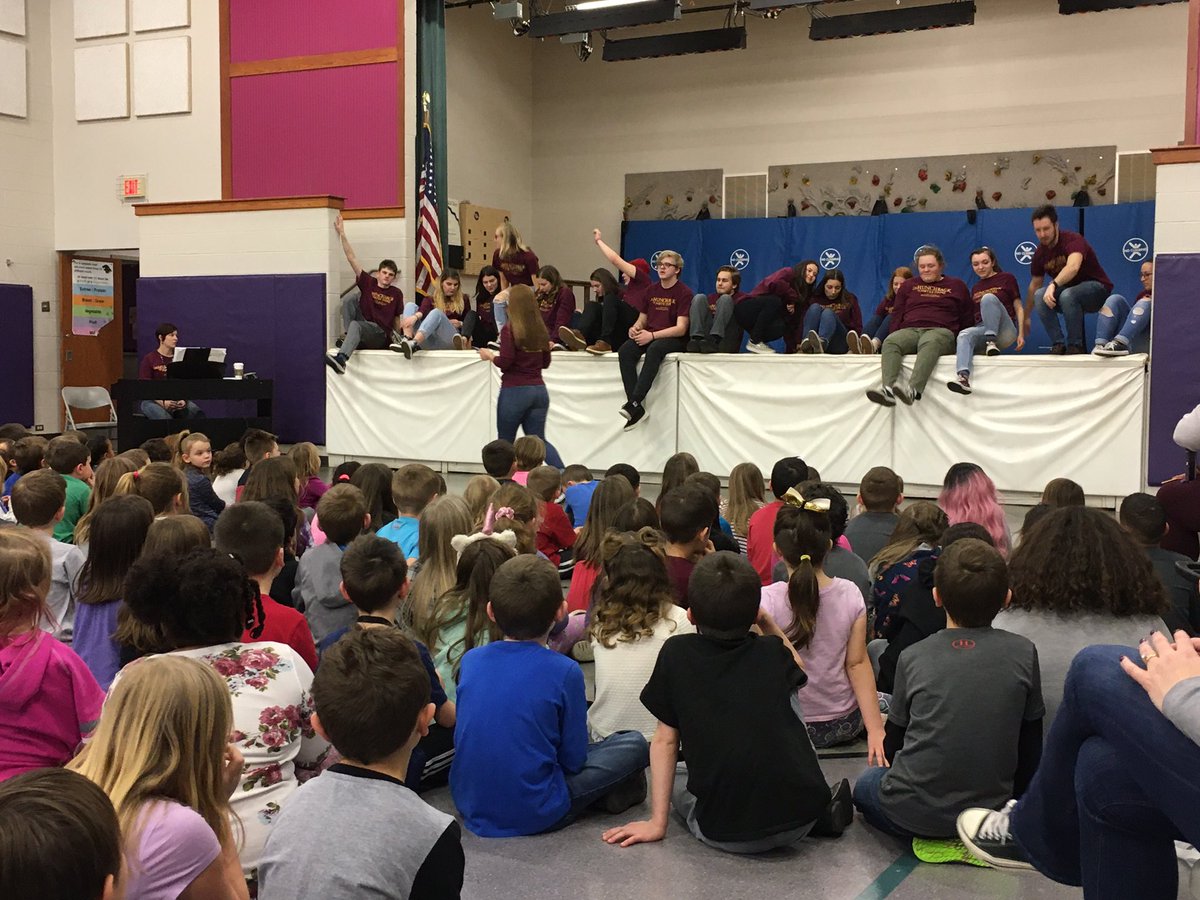 RLMsRYoder's tweet image. What an incredible preview of the spring musical @MGElemSchool this afternoon by the @rlashs cast! I can not wait to get my tickets!! @rlschools