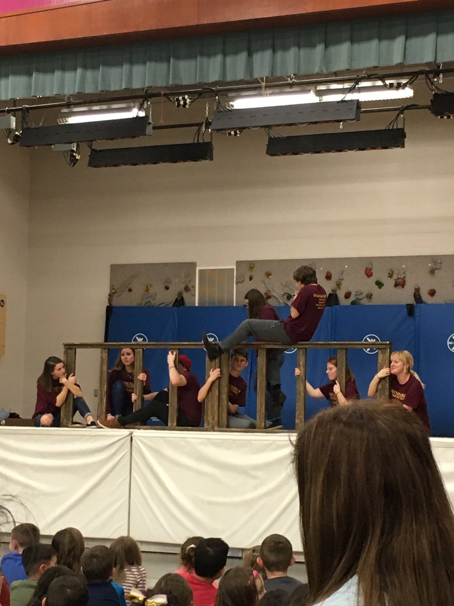 RLMsRYoder's tweet image. What an incredible preview of the spring musical @MGElemSchool this afternoon by the @rlashs cast! I can not wait to get my tickets!! @rlschools