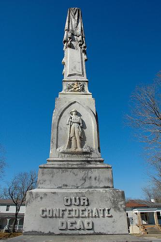 destroystatue's tweet photo. Hancock County Confederate Monument
Sparta, GA
(constructed in 1881)
Directions to monument: https://t.co/YLZ2pdcQGm https://t.co/OpUSomnOnU