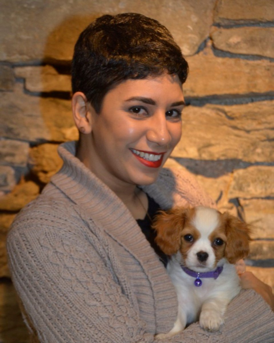 happlayhouse's tweet photo. #FinneganthePupper wants to introduce you to the ladies of #lovelossandwhatiwore! Up next is Aleax Olivera. Get your tickets for this show that runs February 13-23 at https://t.co/wlzFSb6eN3 https://t.co/DMsOTtJ8uc
