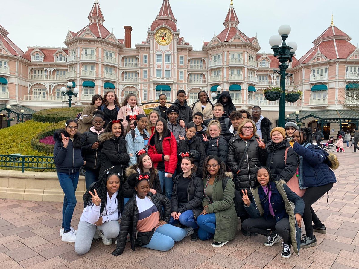 NBAcademy's tweet photo. Disneyland was a huge success yesterday. Back to work/school tomorrow though! #NBAParis https://t.co/PONDdrcRQ3