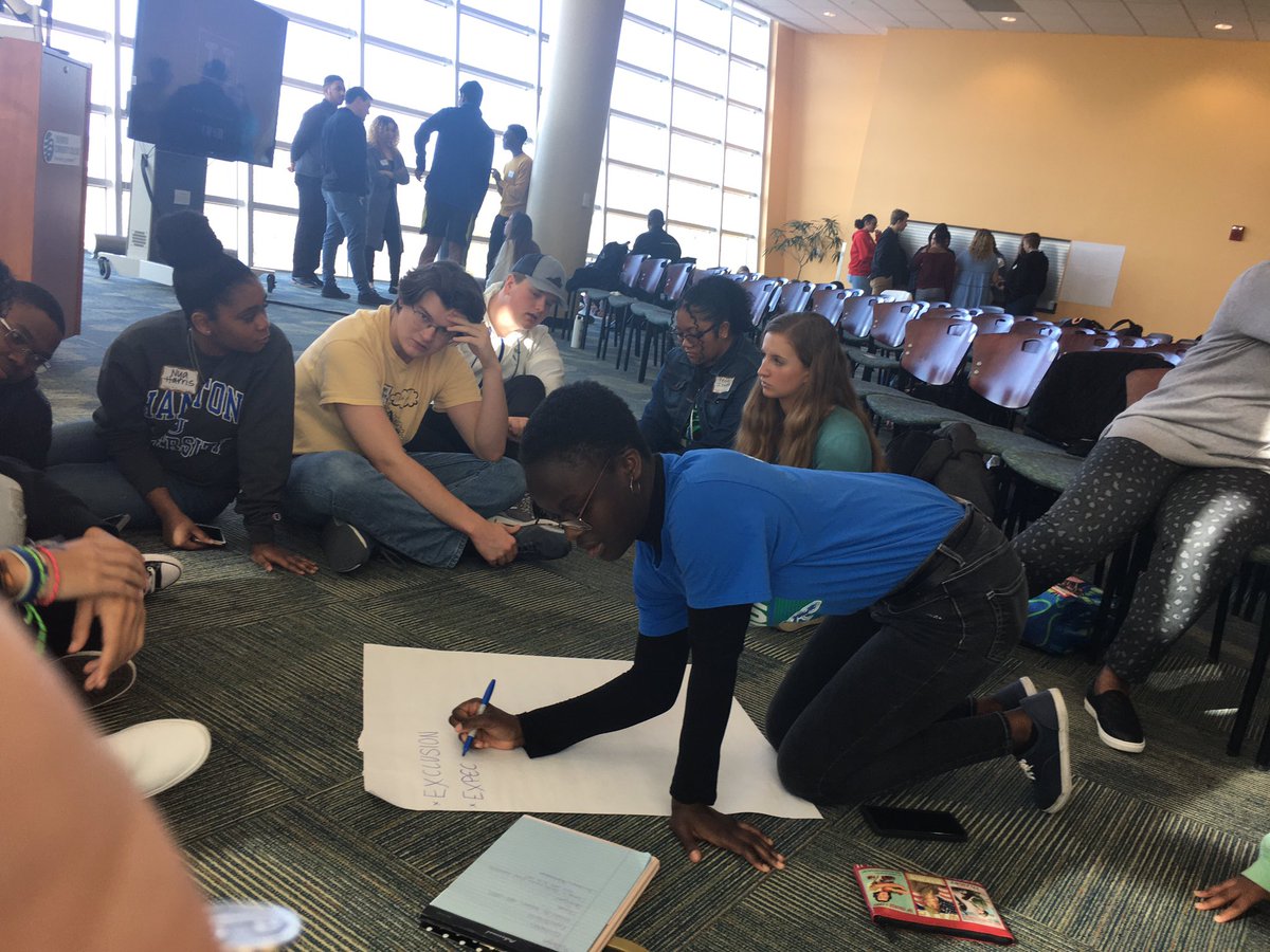 Jenn_Eason's tweet photo. Had an awesome morning at the #TeenTruthSummit! Lots of sharing and learning about creatinga positive school culture. @GRHS_Stallions @grcollegiate Thanks for putting up with the crazy bus ride home @Counsel_GRC π€ͺππ https://t.co/c9v86viOmd