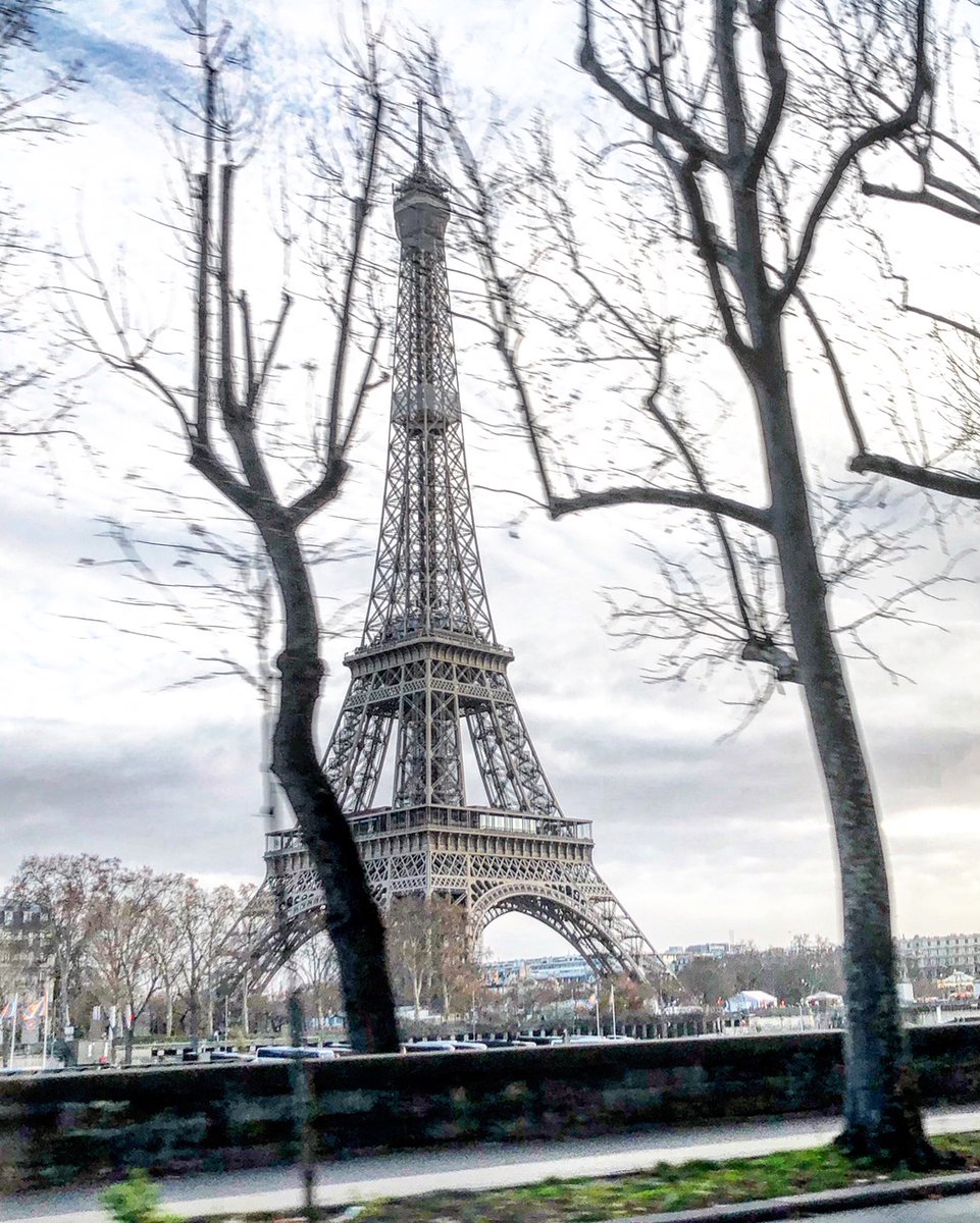 I am completely drawn to the winter vibe in #Paris . The silent parks, bare trees, gray skies; the fresh, chilly air and huddling at a corner table enjoying a chocolat chaud...it soothes my soul. mybeautifulparis.com/blog/post/wint… <a href="/MO_PARIS/">Mandarin Oriental</a> <a href="/ShangriLaParis/">Shangri-La Paris</a> <a href="/cntraveller/">Condé Nast Traveller</a> <a href="/TravelLeisure/">Travel + Leisure</a>