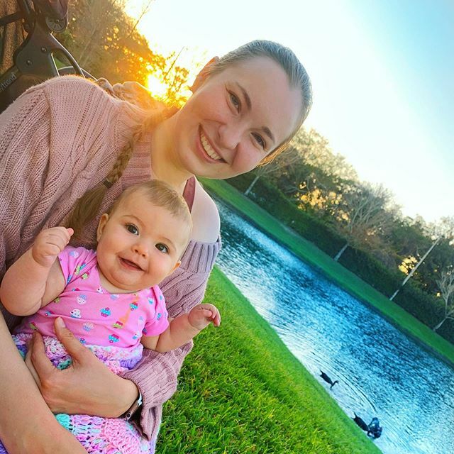 OlyaHuntley's tweet photo. Our little Sunday picnic with the ducks. 🦆 .
.
.
#6monthsbaby #6monthsold #sixmonthsold #floridalife #floridalifestyle https://t.co/nlrvvI5NQ5