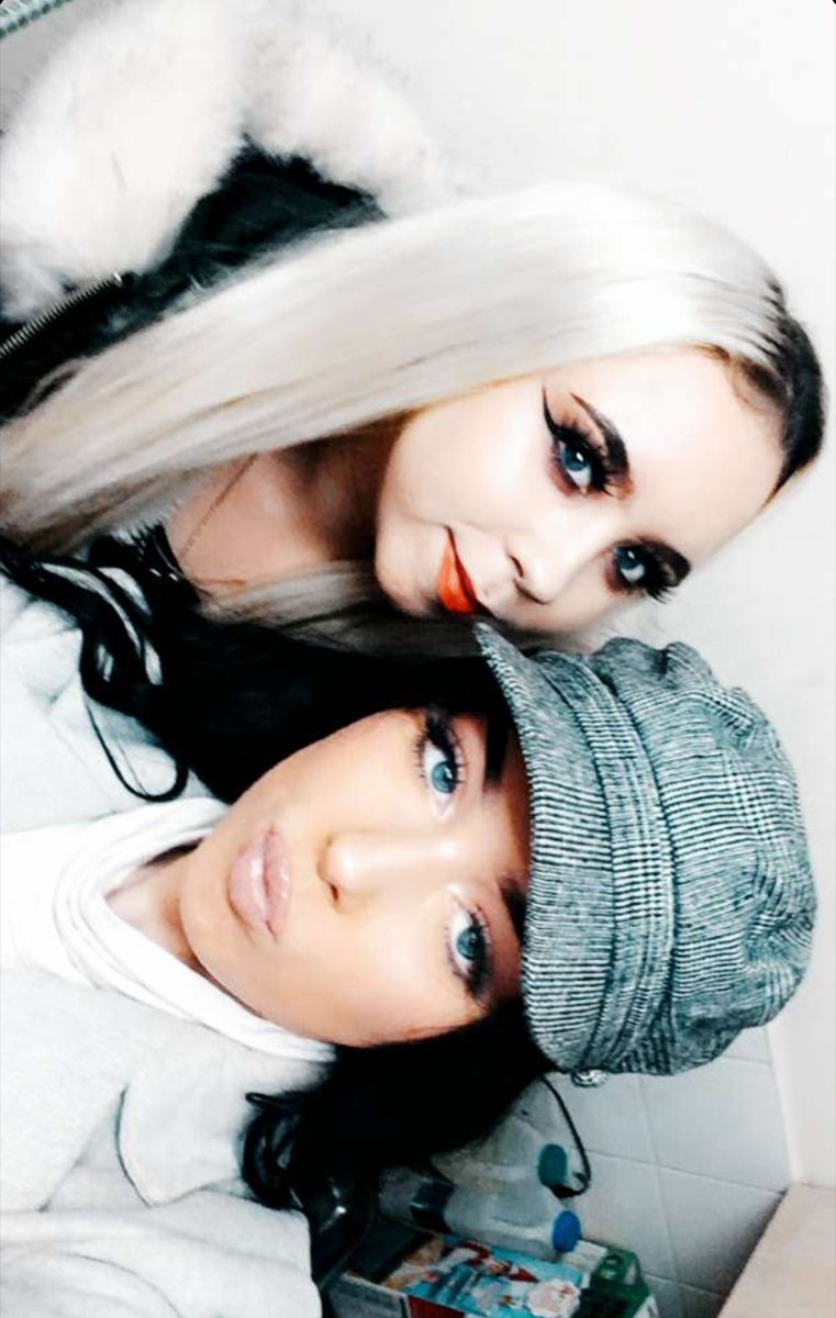 Taliap2001's tweet photo. Wouldnt you jus love us to spit all over your face while you hand us your cold hard earned cash😍💸

I know just the thought gets your pathetic pitiful little cock hard💦😈

✨( findom femdom finsub cashslave paypig moneyslave kiksessions humiliation cuck )✨ https://t.co/Tx0G3JsLeD