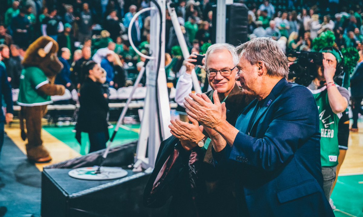 HerdZone's tweet photo. Herd wins! 

@marshallubands 
*Cue Sons of Marshall* 😁🎵 

#MondayMOOD | #RiseAsOne 🟢⚪️ https://t.co/WuXuIy8vYM